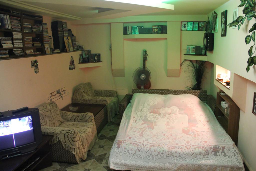 Hostel Retro Batumi Zimmer foto